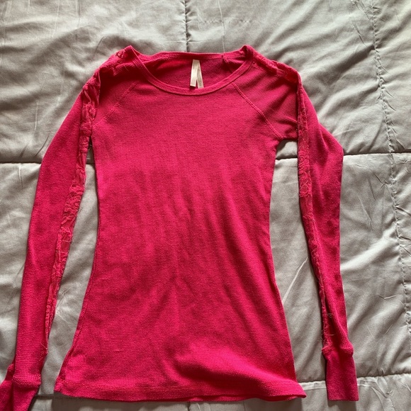 Pink Stretchy Ribbed Lace Top - Picture 1 of 2